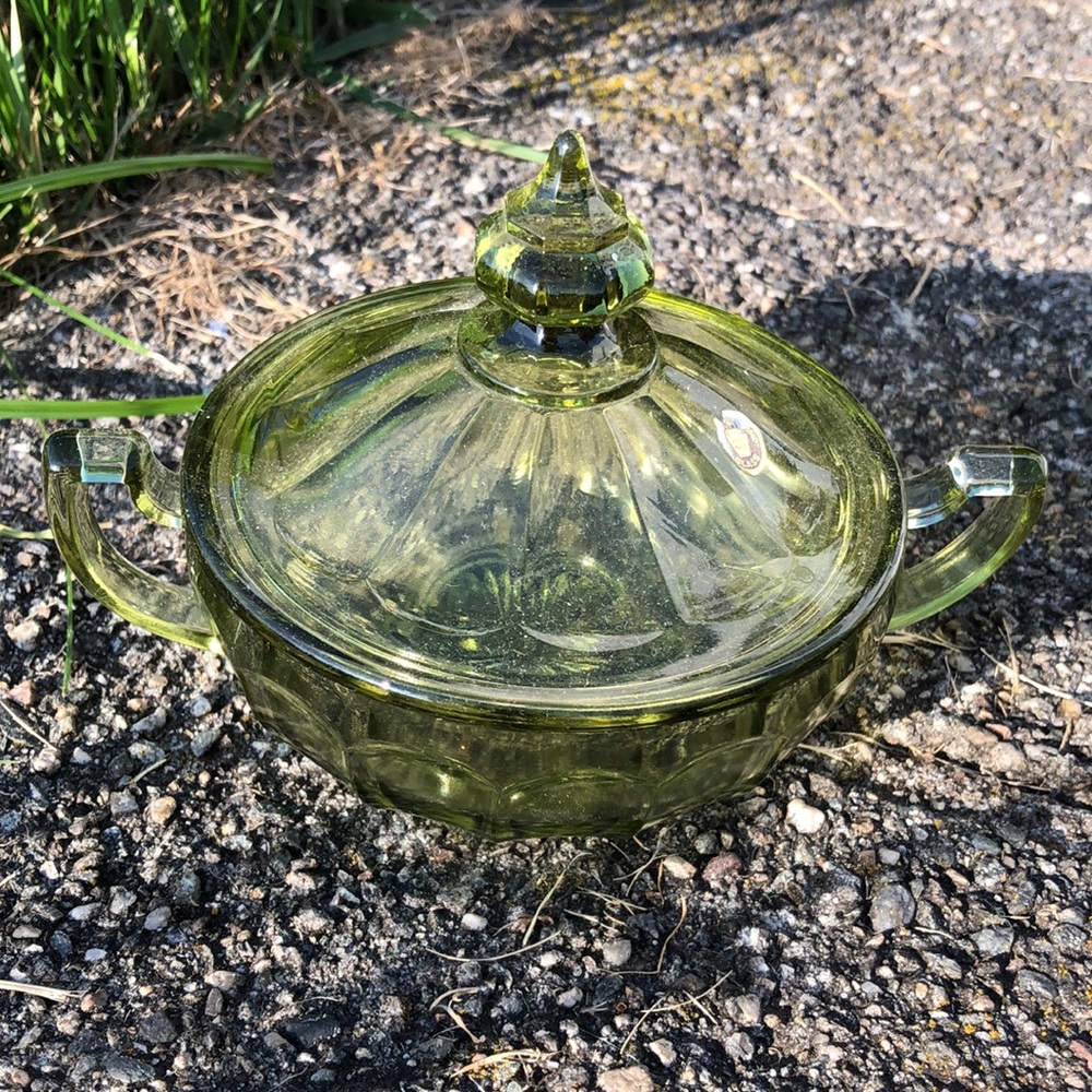 Candy or condiment serving dish